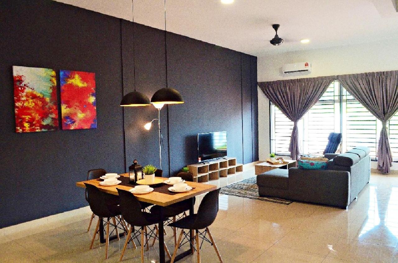 Desaru Cosy Homestay - Near Waterpark, Beach, Rapid -Wifi, Tvbox, Steamboat, Bbq Available מראה חיצוני תמונה