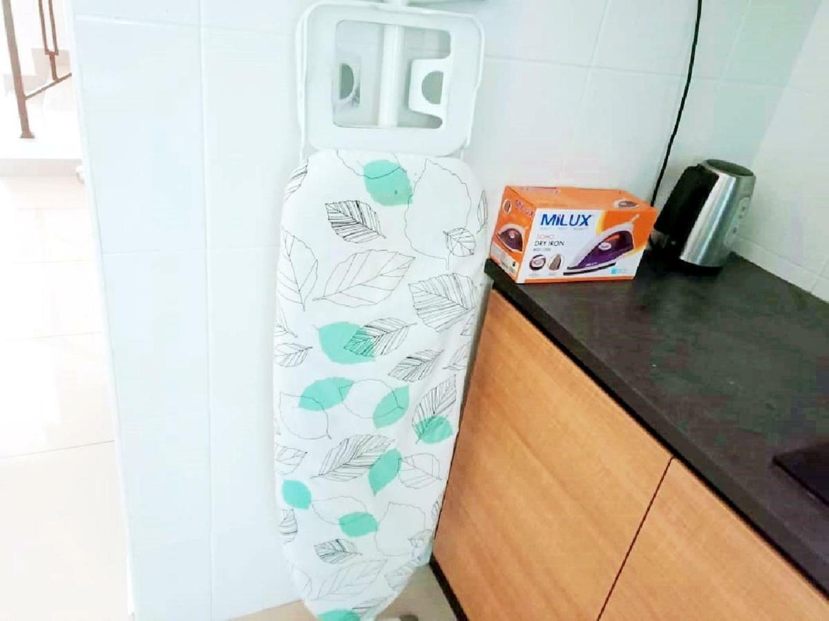 Desaru Cosy Homestay - Near Waterpark, Beach, Rapid -Wifi, Tvbox, Steamboat, Bbq Available מראה חיצוני תמונה